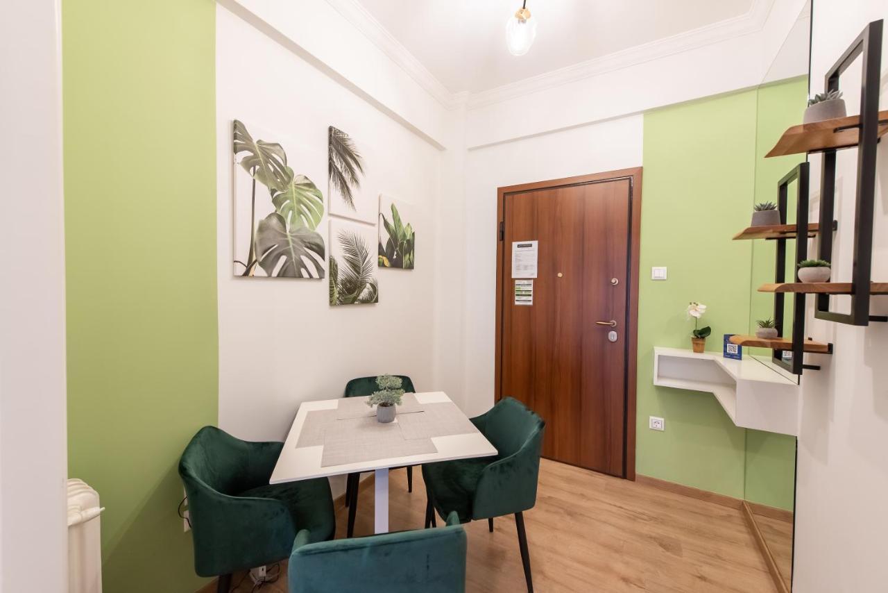 Medluxe Comfort Apartment Атина Екстериор снимка
