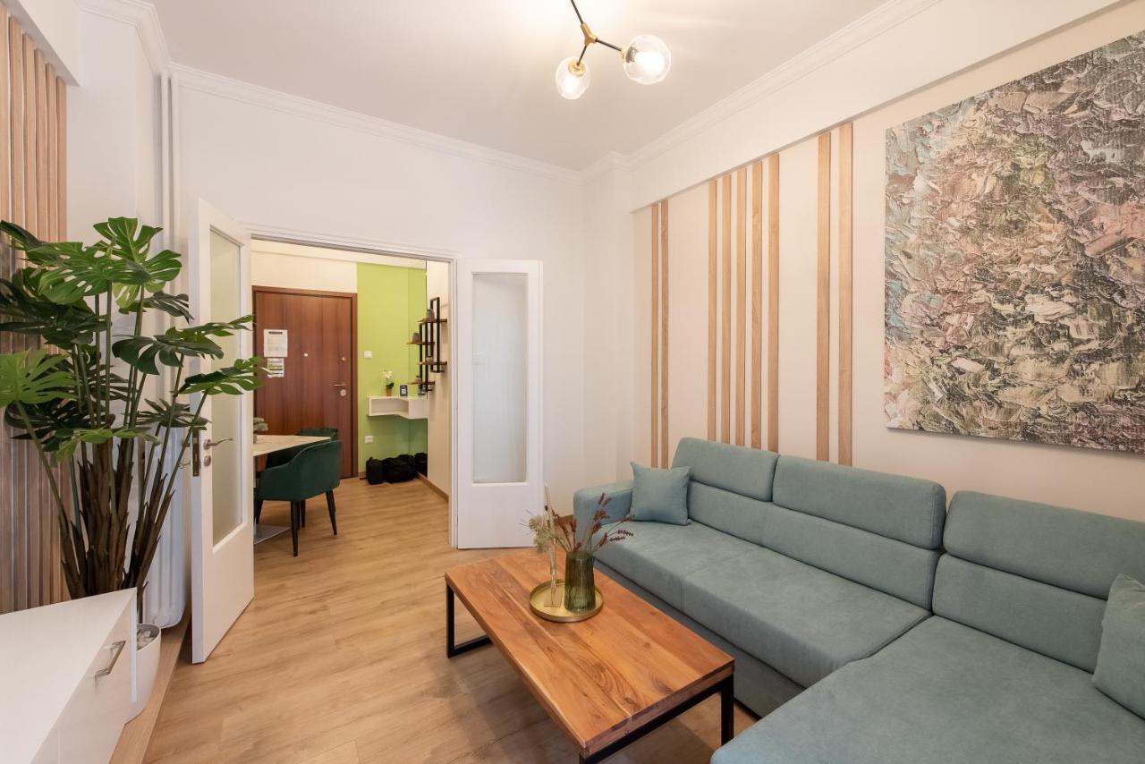 Medluxe Comfort Apartment Атина Екстериор снимка
